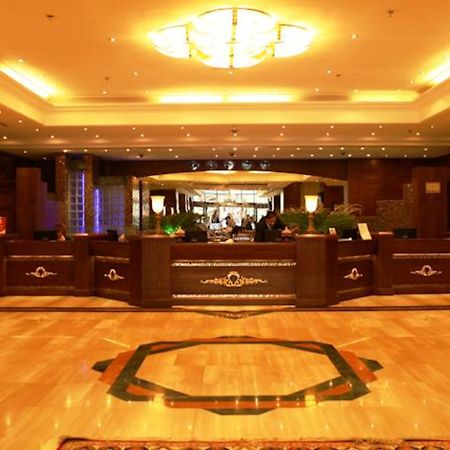 Abjad Grand Hotel Dubai Exteriör bild