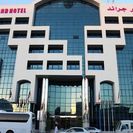 Abjad Grand Hotel Dubai Exteriör bild