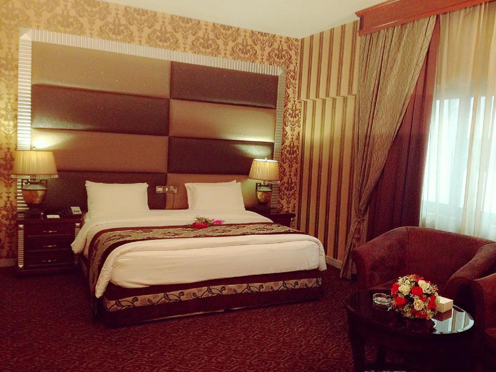 Abjad Grand Hotel Dubai Rum bild