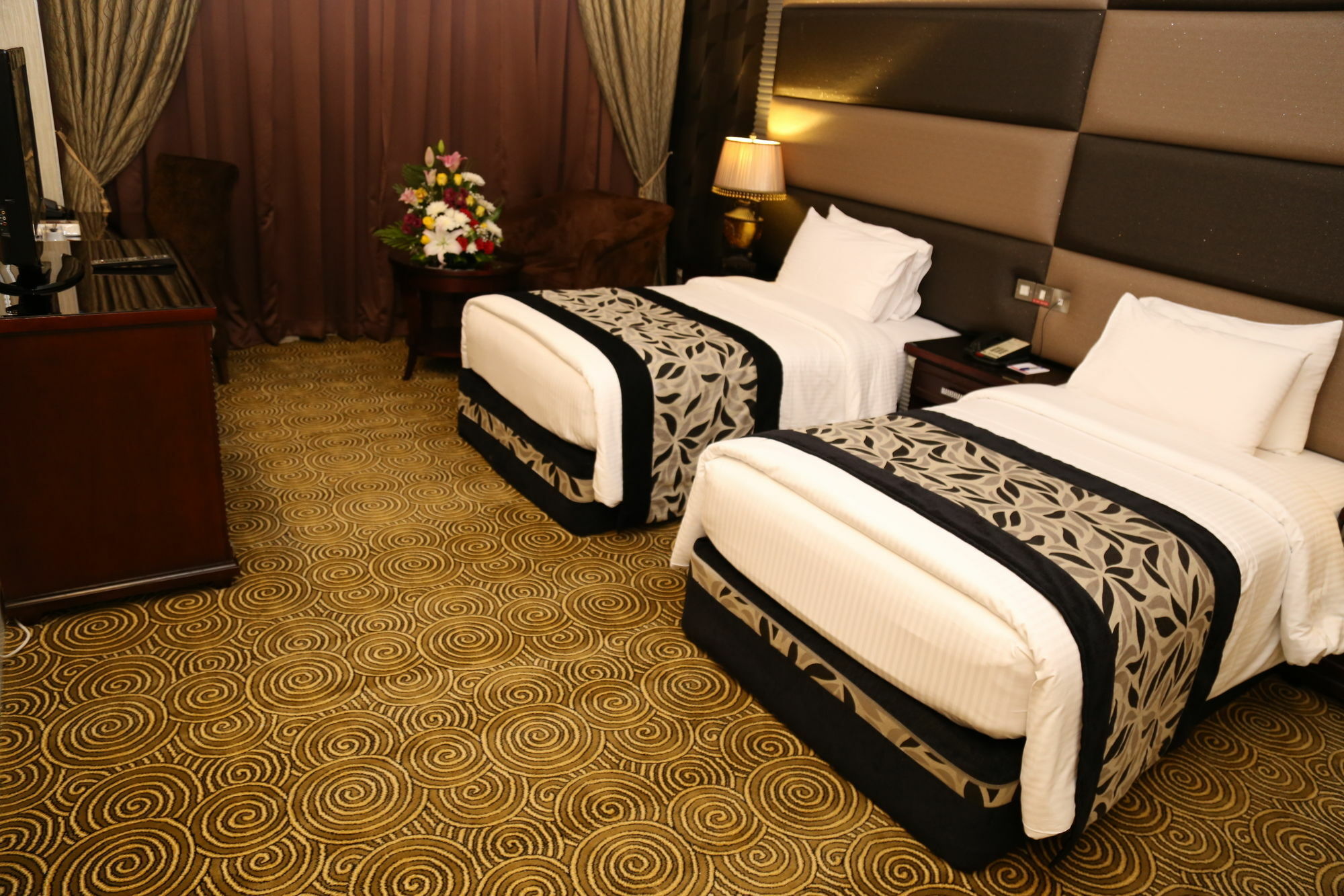 Abjad Grand Hotel Dubai Exteriör bild